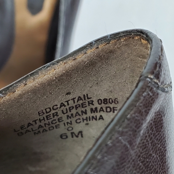 Bandolino sz 6 cattail leather sleek brown heels - Picture 6 of 9